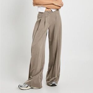 boohoo Extreme Pleat Wide Leg Trousers, Taupe, Size 2